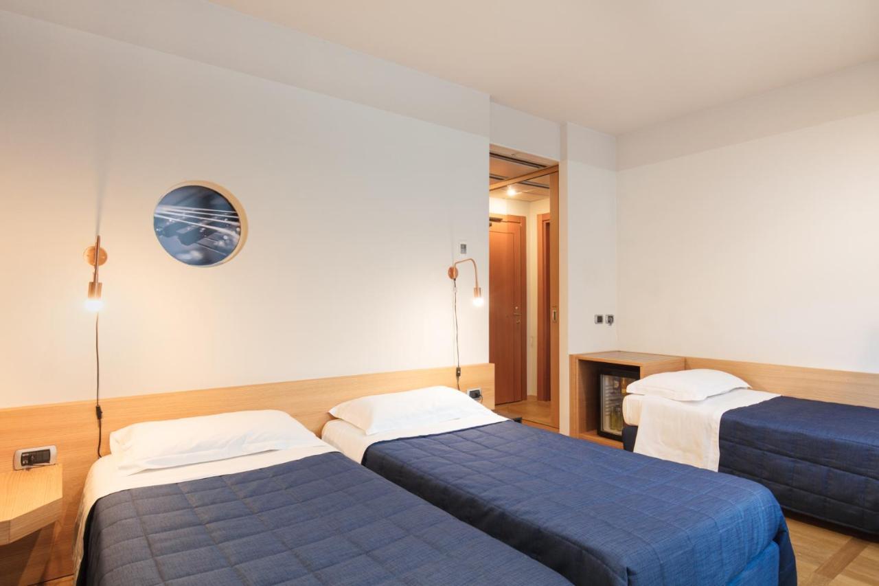 Garda Hotel Montichiari Exterior foto